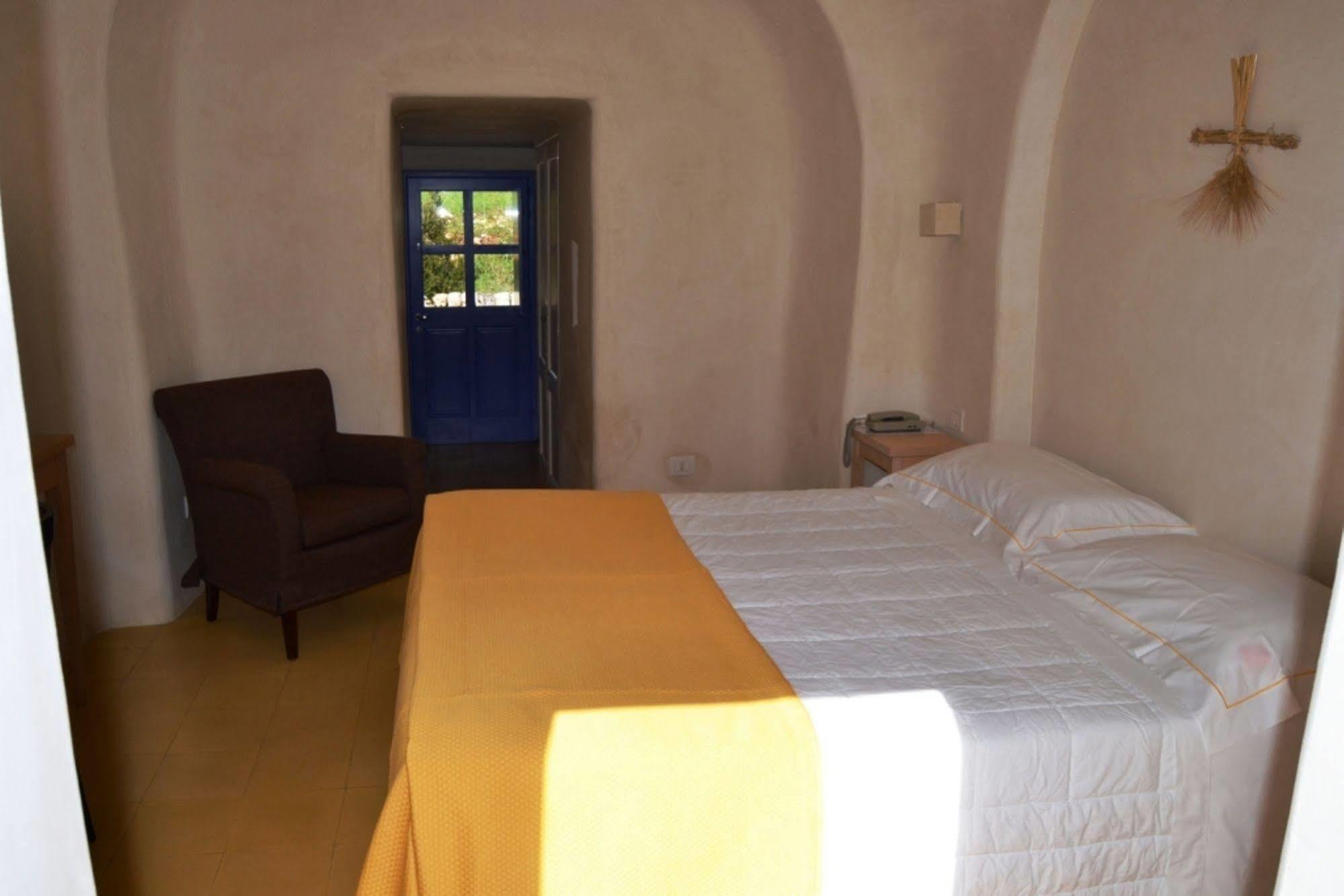 Relais Masseria Villa Cenci Cisternino Exterior foto